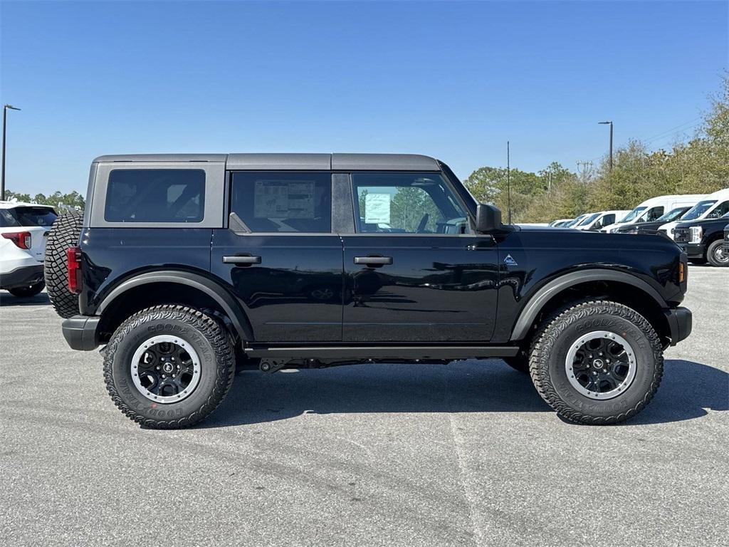 new 2024 Ford Bronco car, priced at $52,216