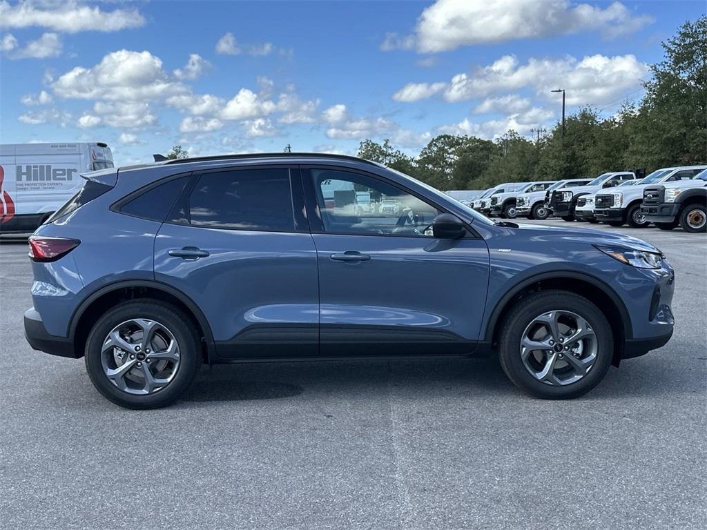 new 2025 Ford Escape car, priced at $29,885