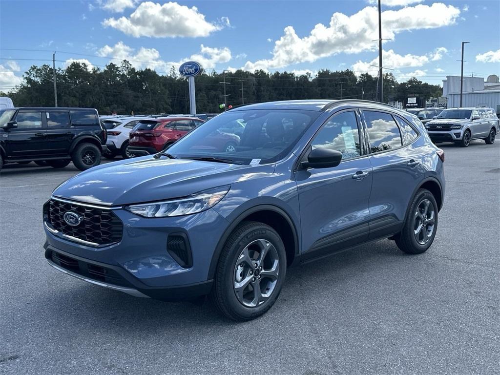 new 2025 Ford Escape car, priced at $29,885