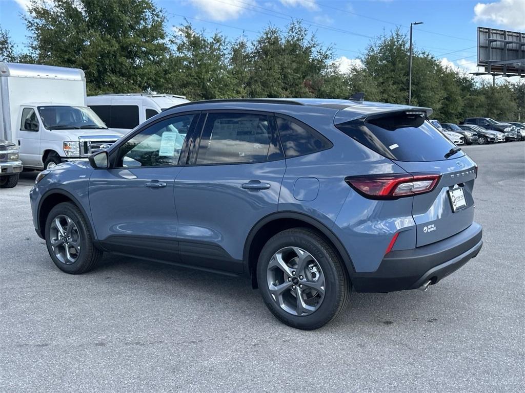 new 2025 Ford Escape car, priced at $29,885