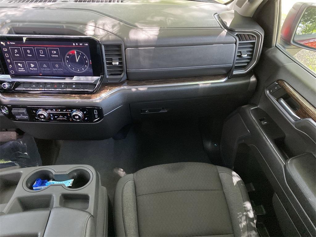 used 2024 GMC Sierra 1500 car, priced at $46,855