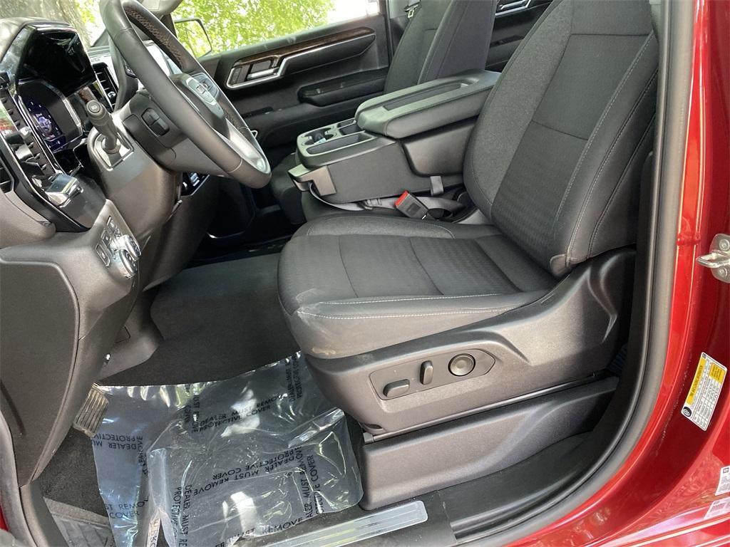 used 2024 GMC Sierra 1500 car, priced at $46,855
