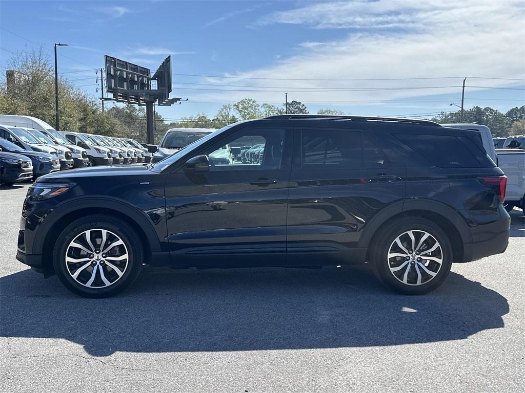 used 2025 Ford Explorer car, priced at $44,861
