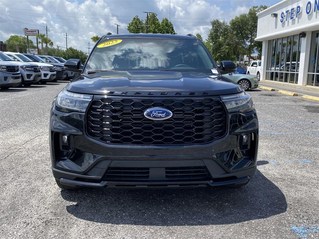 used 2025 Ford Explorer car, priced at $43,367