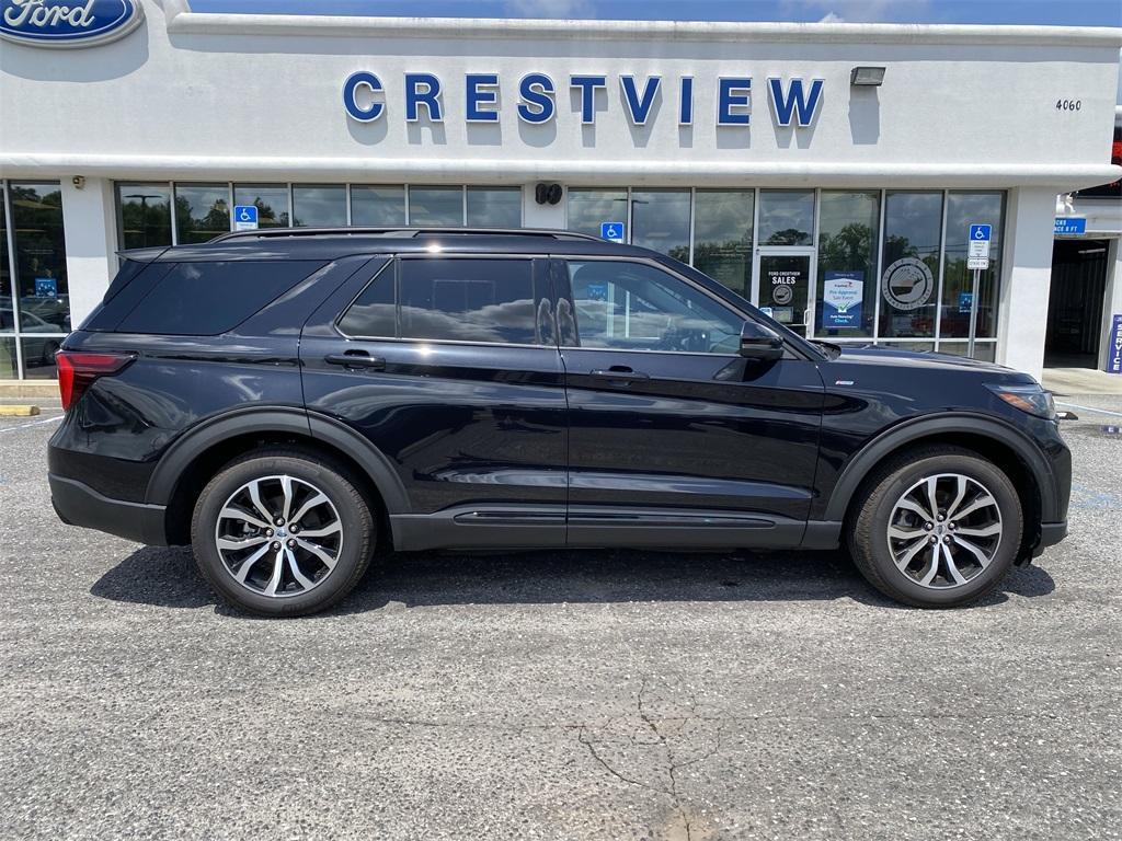 used 2025 Ford Explorer car, priced at $43,367