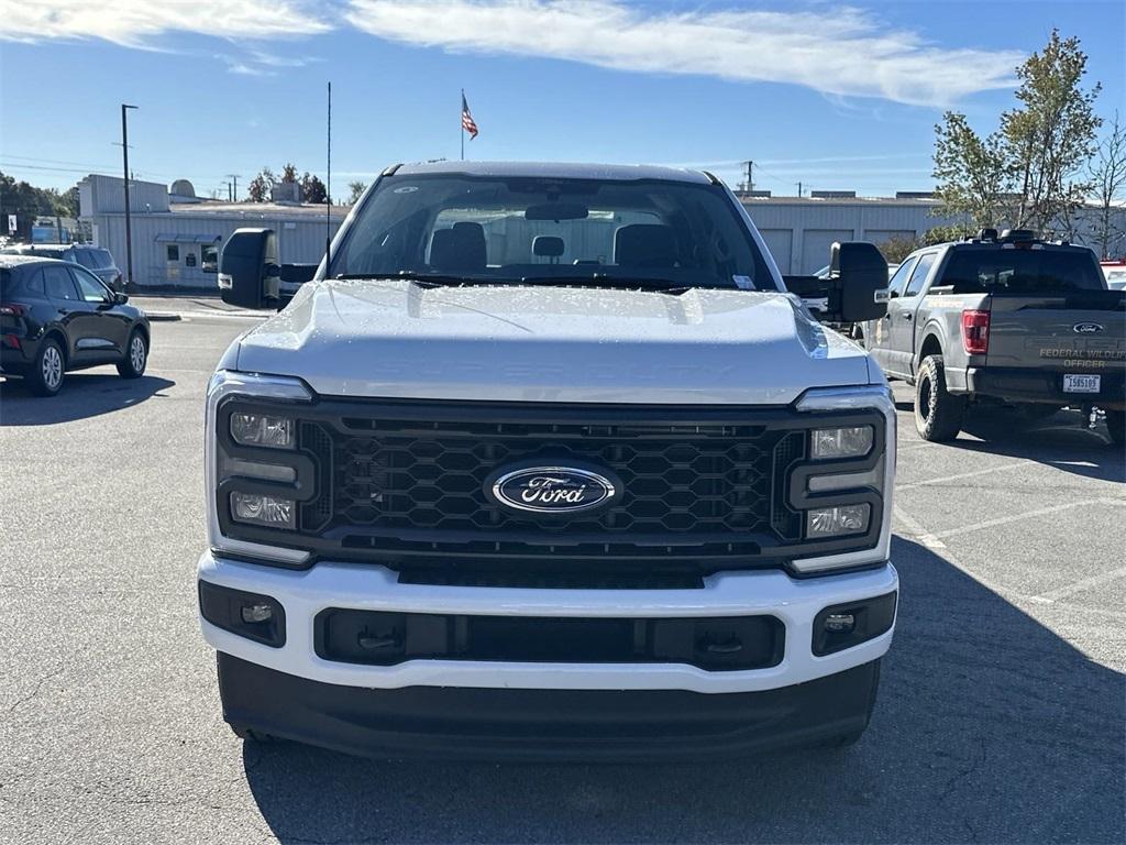 new 2024 Ford F-250 car, priced at $65,736