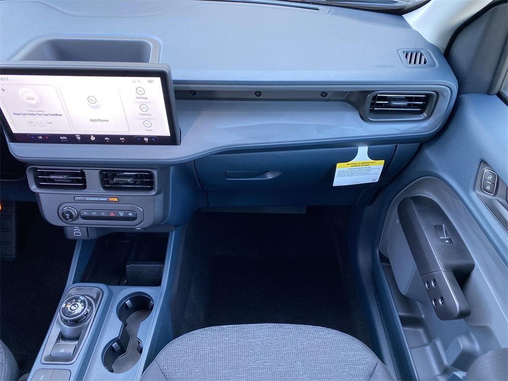 new 2025 Ford Maverick car, priced at $30,402