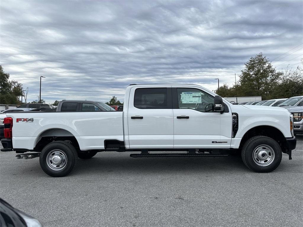 new 2024 Ford F-350 car, priced at $63,559