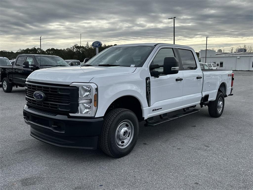 new 2024 Ford F-350 car, priced at $63,559