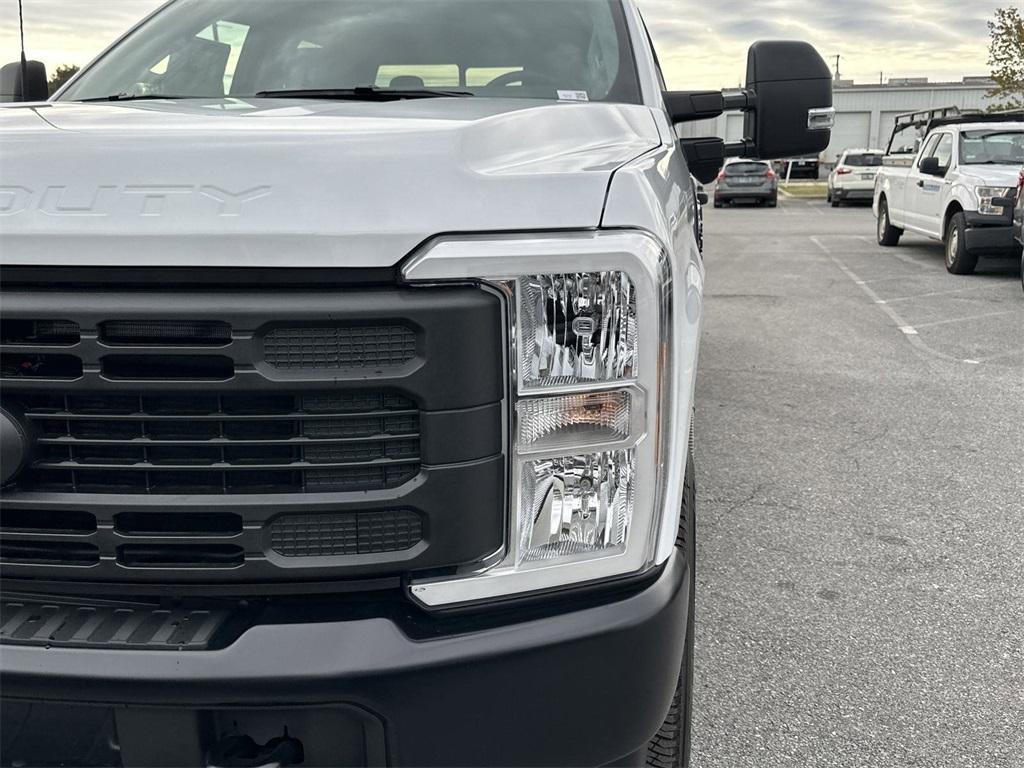 new 2024 Ford F-350 car, priced at $63,559