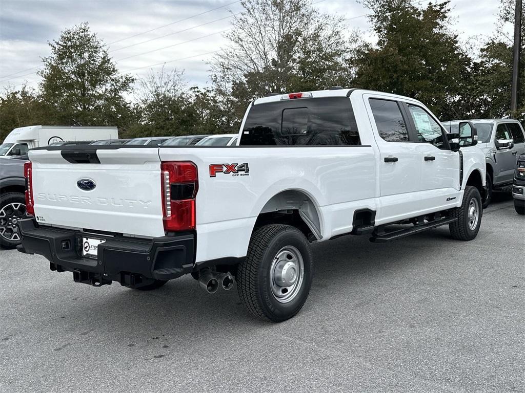 new 2024 Ford F-350 car, priced at $63,559