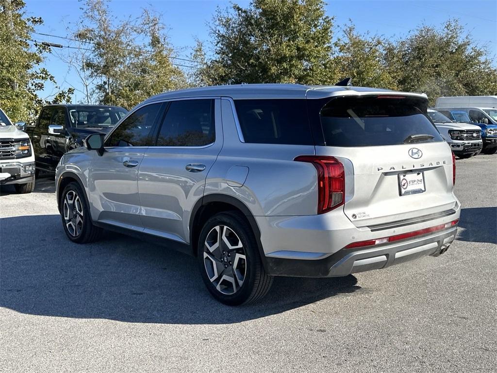 used 2024 Hyundai Palisade car, priced at $38,262