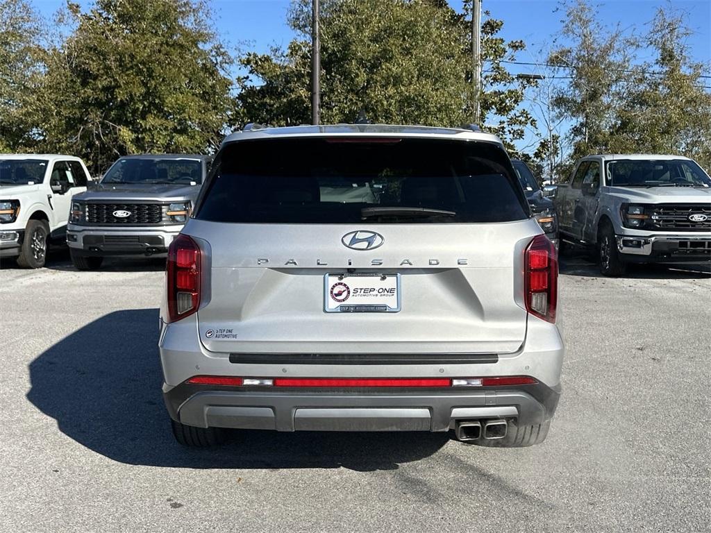 used 2024 Hyundai Palisade car, priced at $38,262