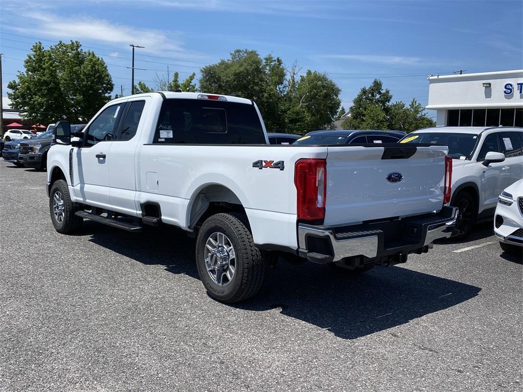 new 2025 Ford F-350 car, priced at $60,215
