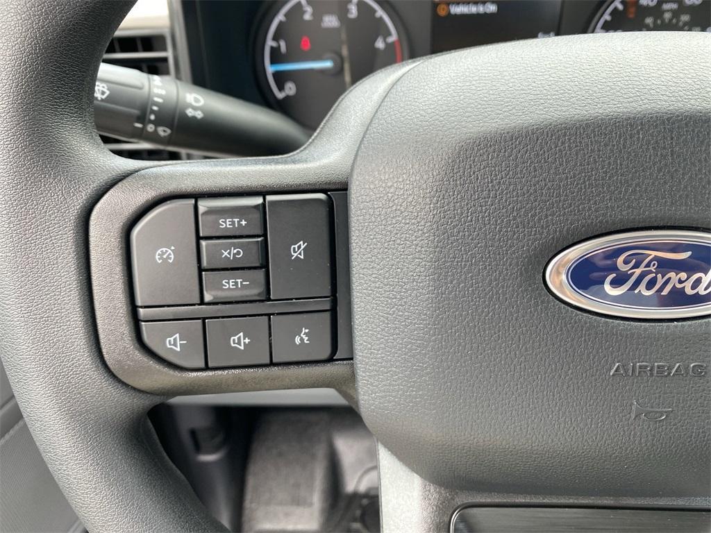 new 2025 Ford F-350 car, priced at $61,115