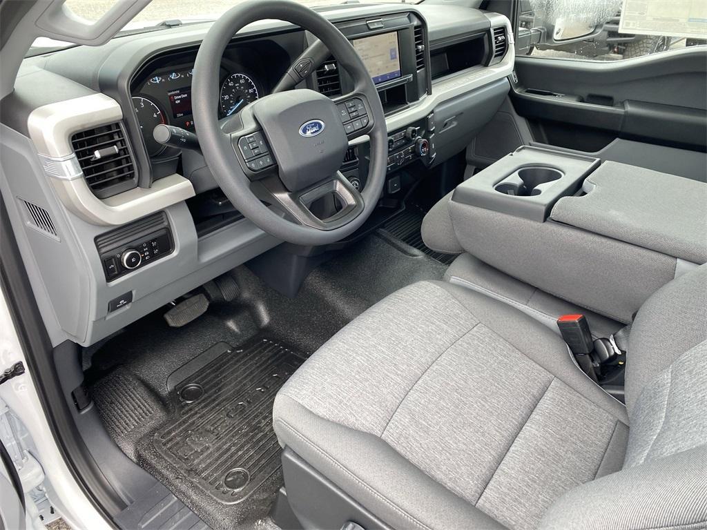 new 2025 Ford F-350 car, priced at $61,115