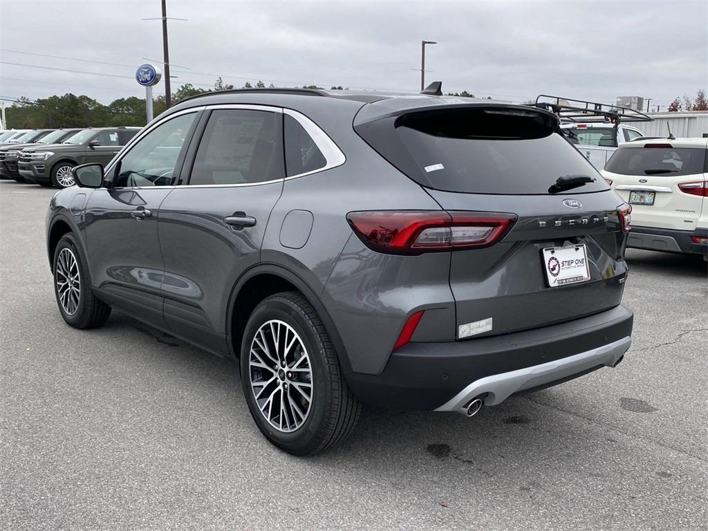 new 2025 Ford Escape car, priced at $43,525