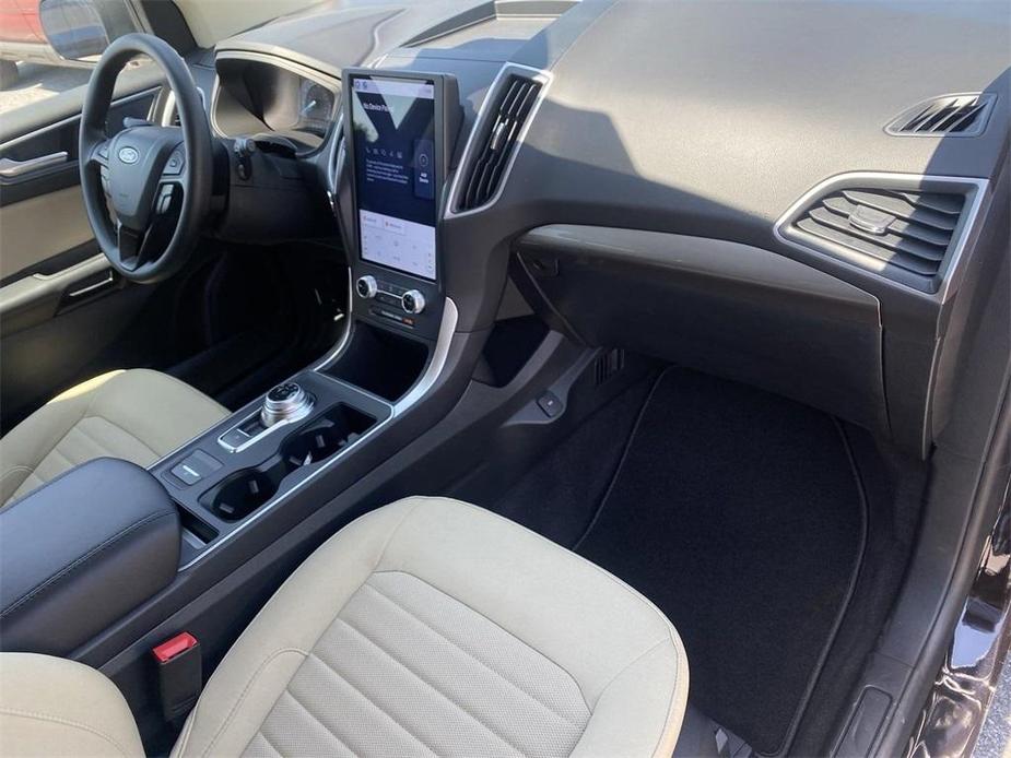 new 2024 Ford Edge car, priced at $32,411