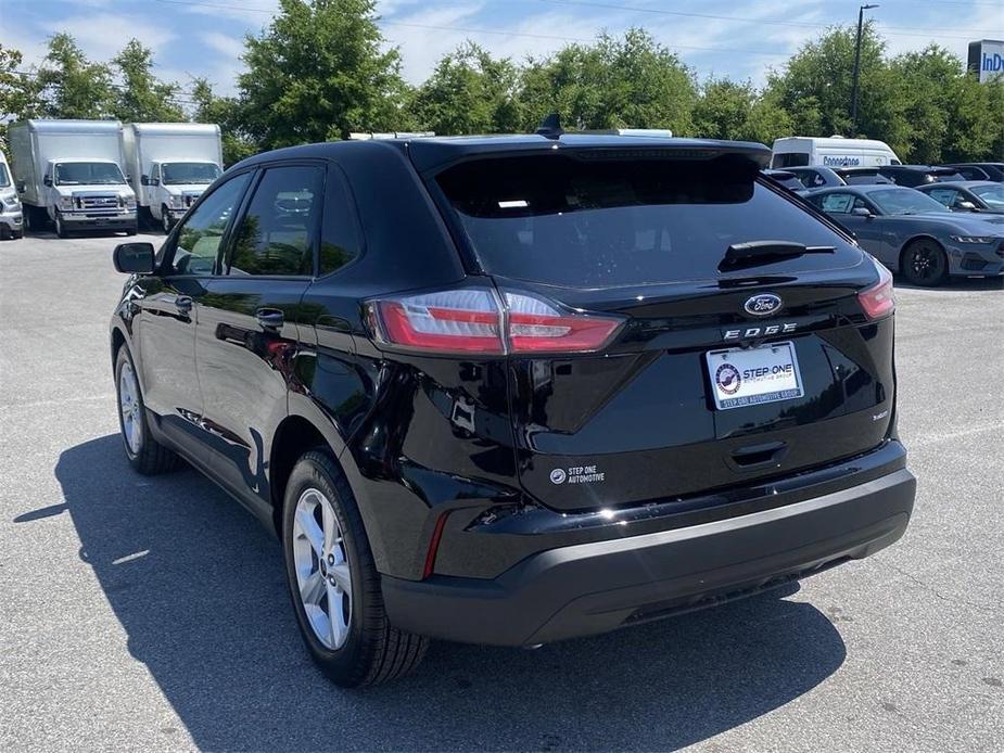 new 2024 Ford Edge car, priced at $32,411