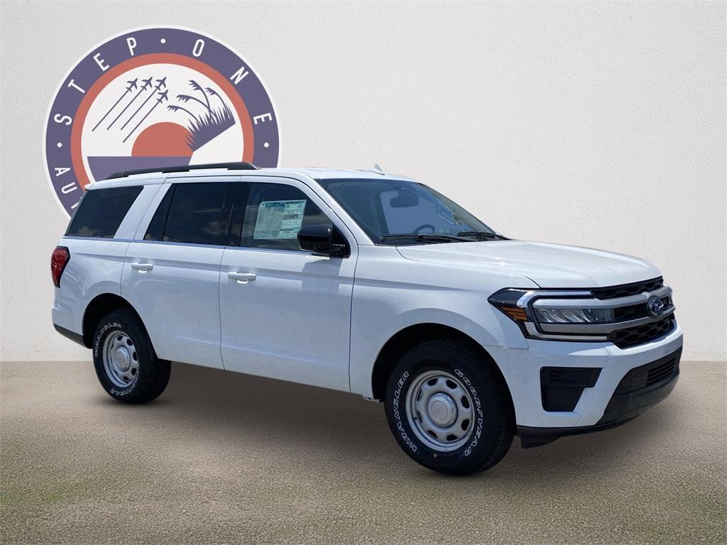 new 2023 Ford Expedition car, priced at $45,620