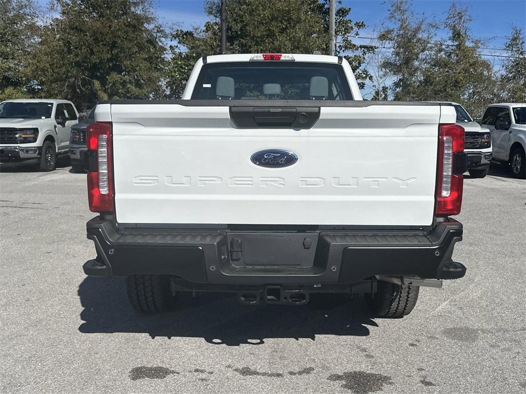 new 2024 Ford F-350 car, priced at $62,922