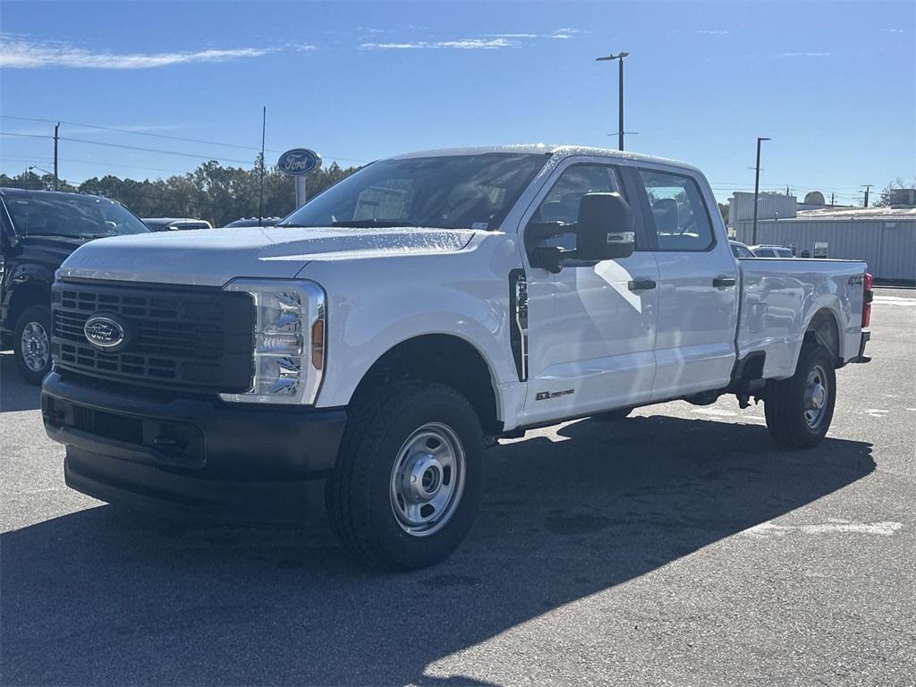 new 2024 Ford F-350 car, priced at $62,922