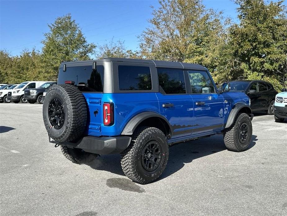 new 2024 Ford Bronco car, priced at $61,409