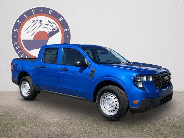 new 2025 Ford Maverick car, priced at $30,192