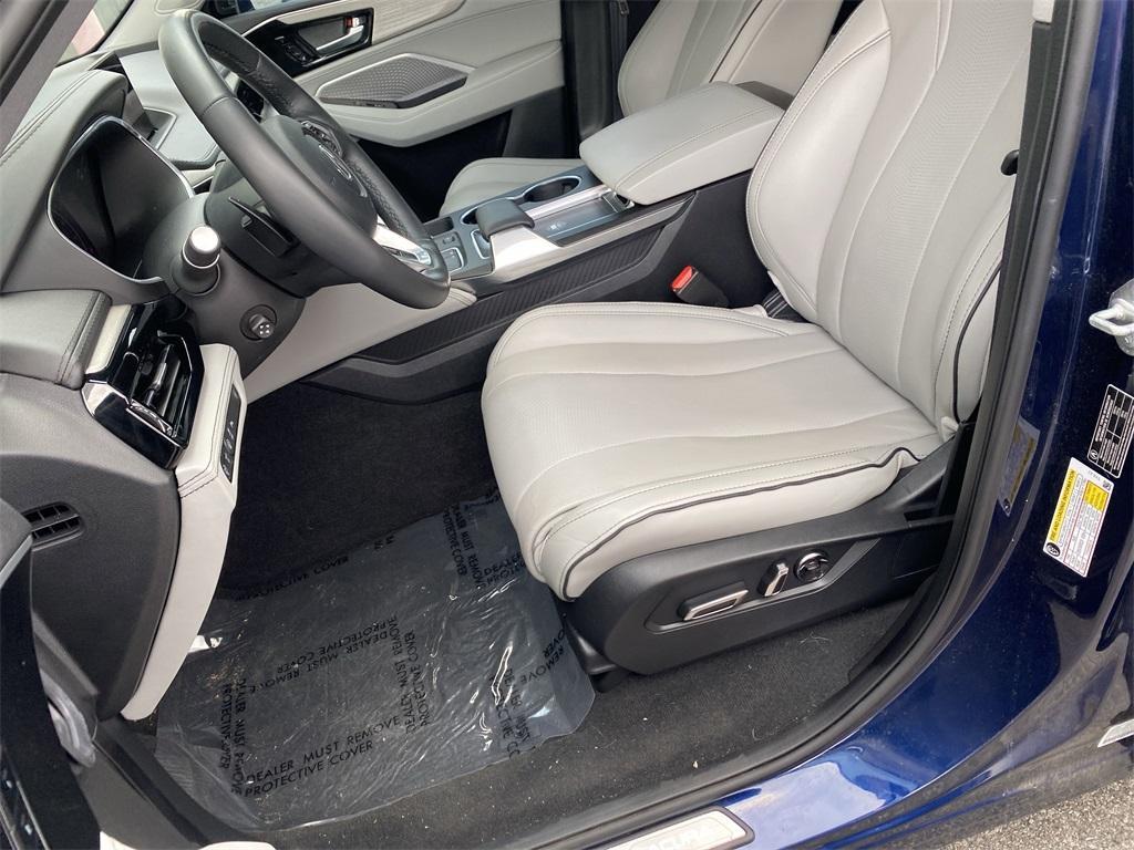 used 2023 Acura MDX car, priced at $49,980
