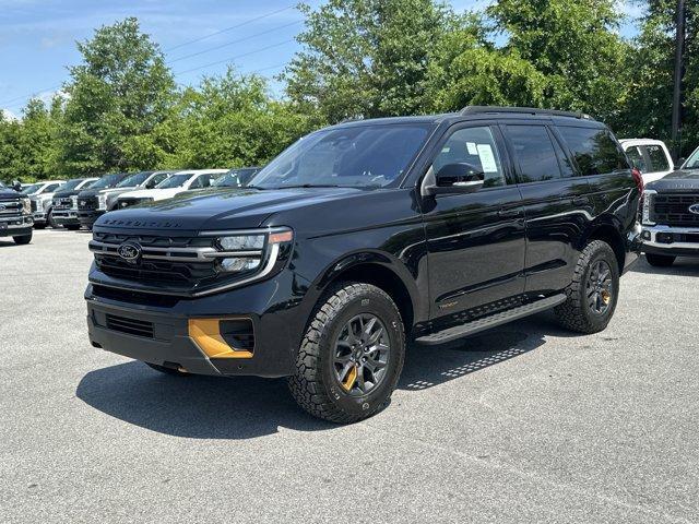 new 2025 Ford Expedition car, priced at $83,025