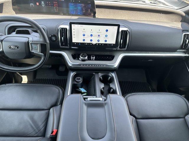 new 2025 Ford Expedition car, priced at $83,025