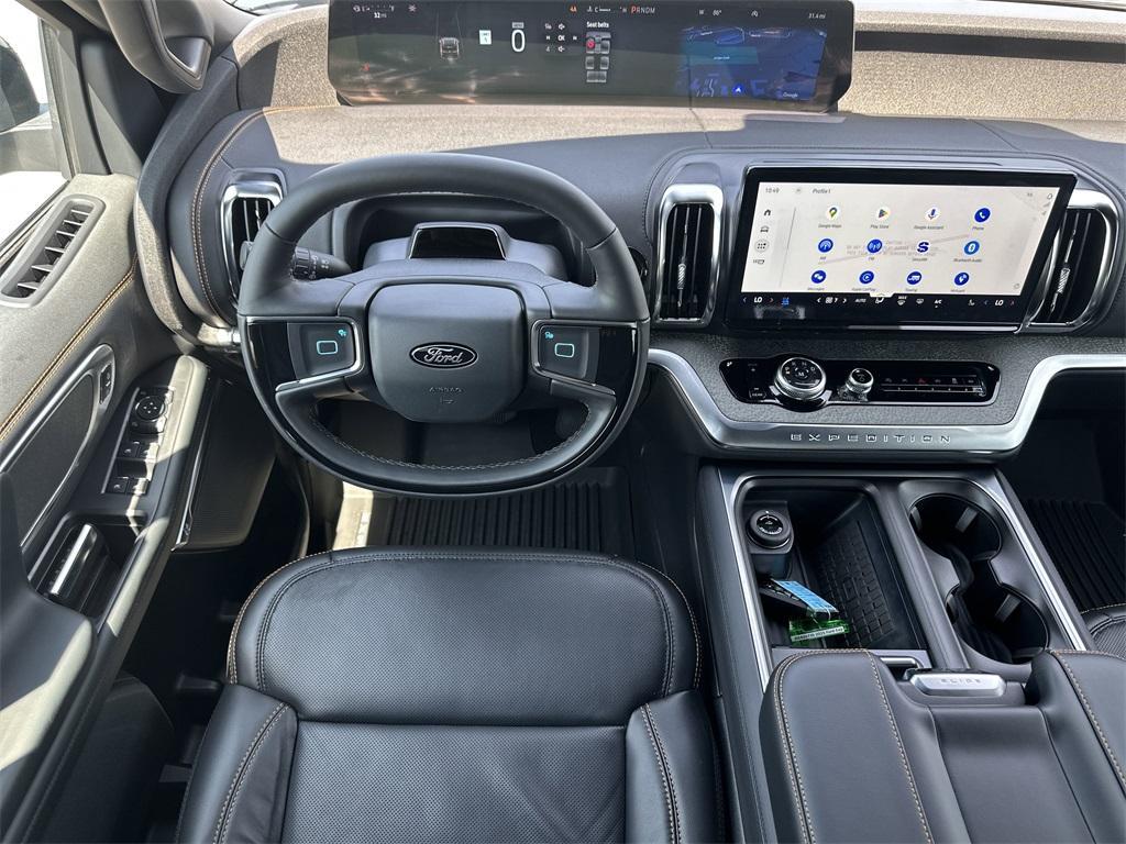 new 2025 Ford Expedition car, priced at $83,025