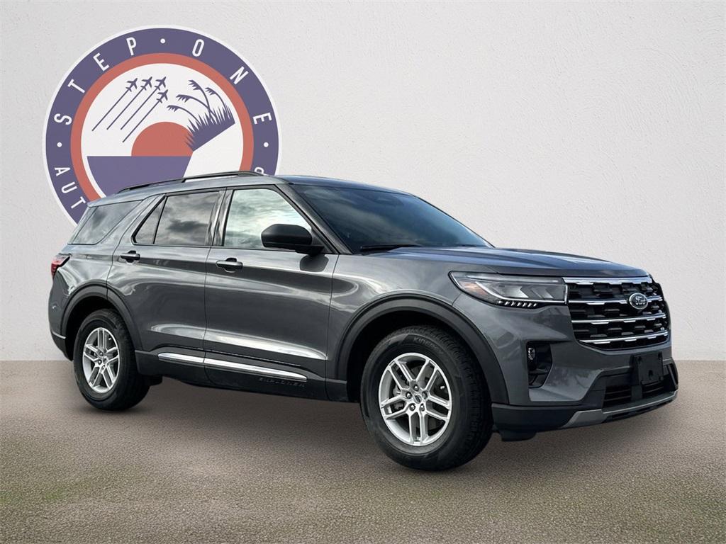 new 2025 Ford Explorer car, priced at $41,492