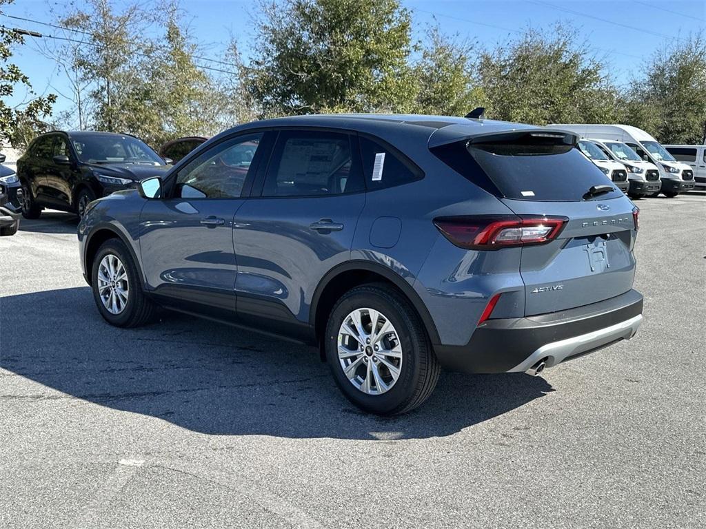 new 2025 Ford Escape car, priced at $27,895