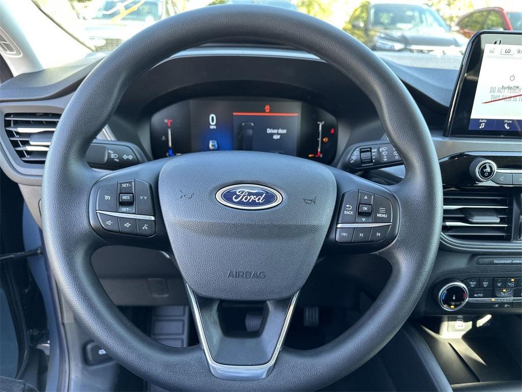 new 2025 Ford Escape car, priced at $27,895