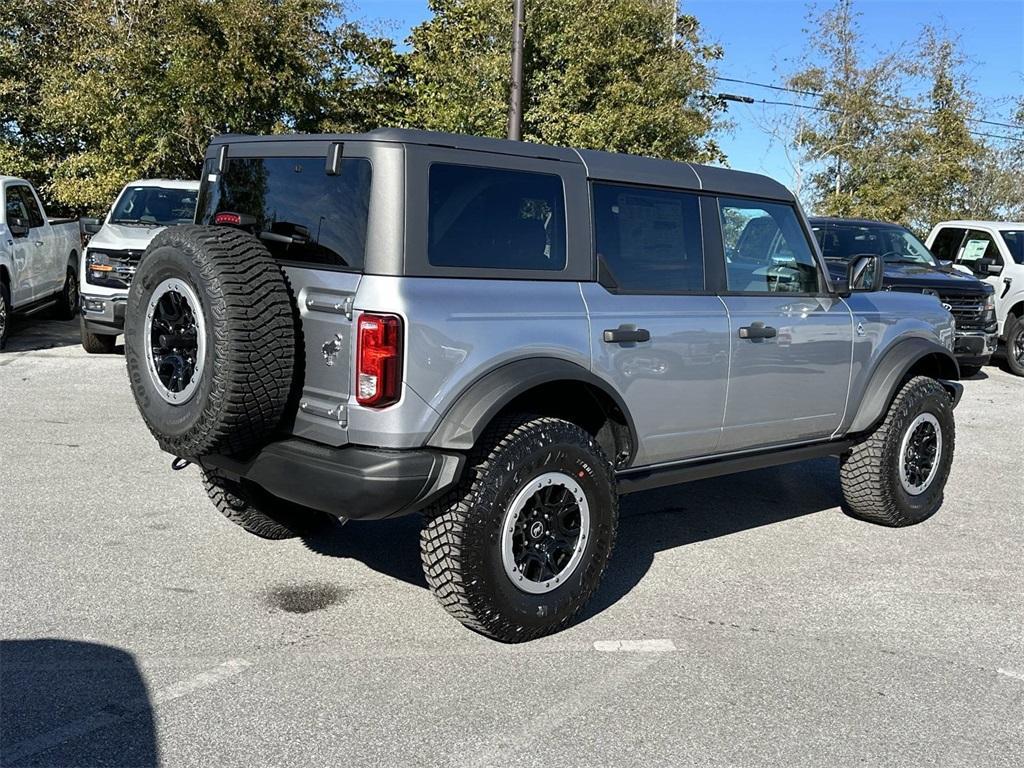 new 2024 Ford Bronco car, priced at $51,618