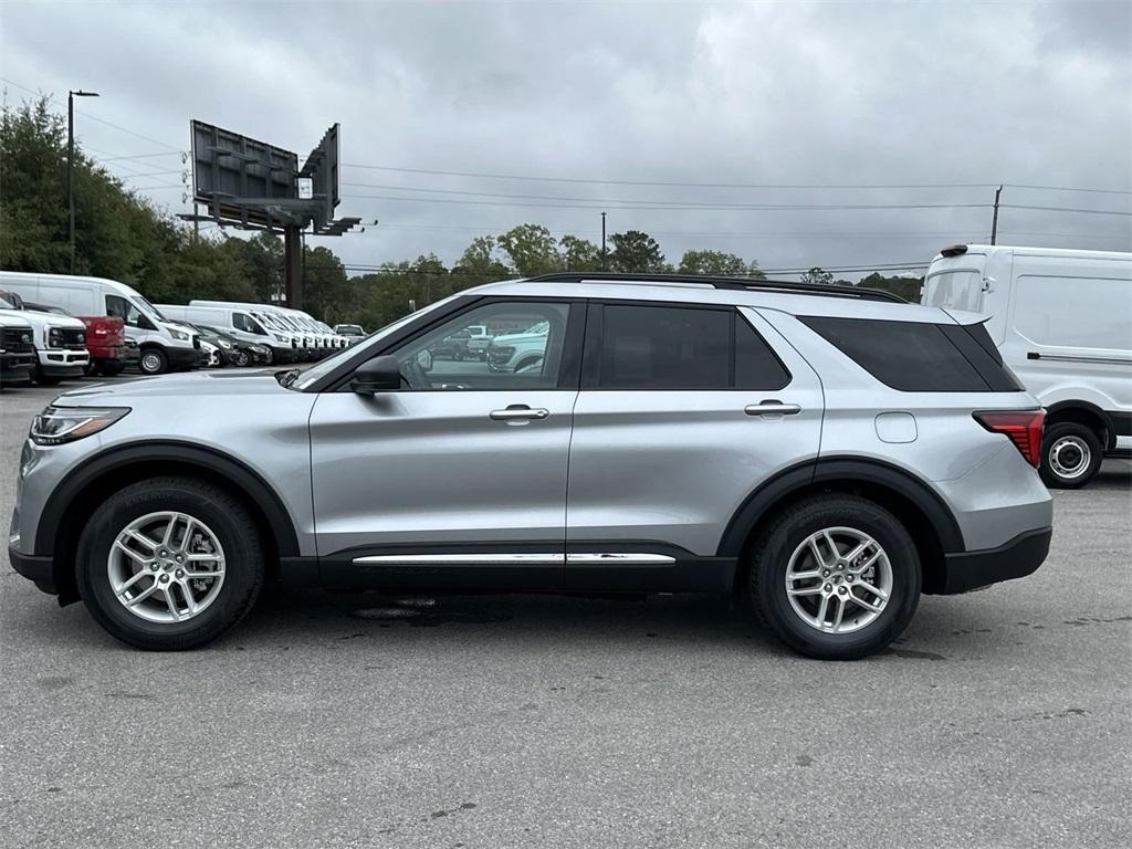 new 2025 Ford Explorer car, priced at $38,362