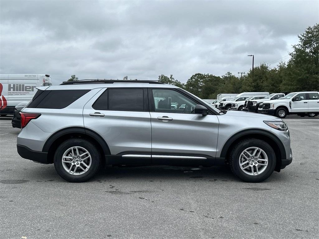 new 2025 Ford Explorer car, priced at $38,362