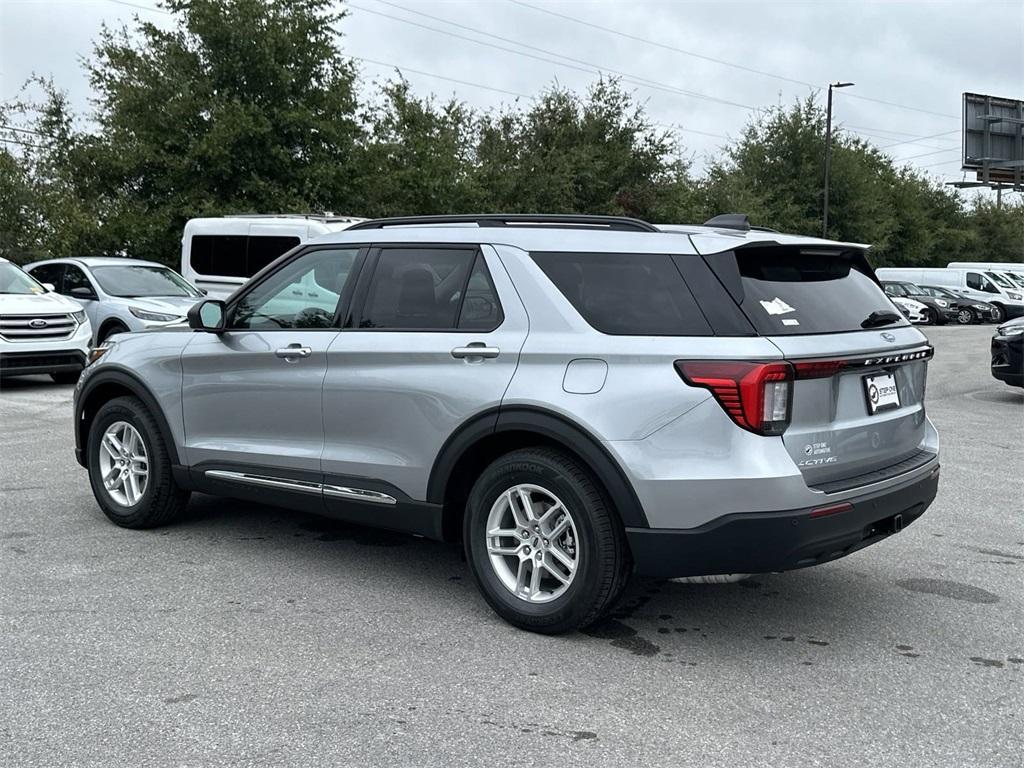 new 2025 Ford Explorer car, priced at $38,362