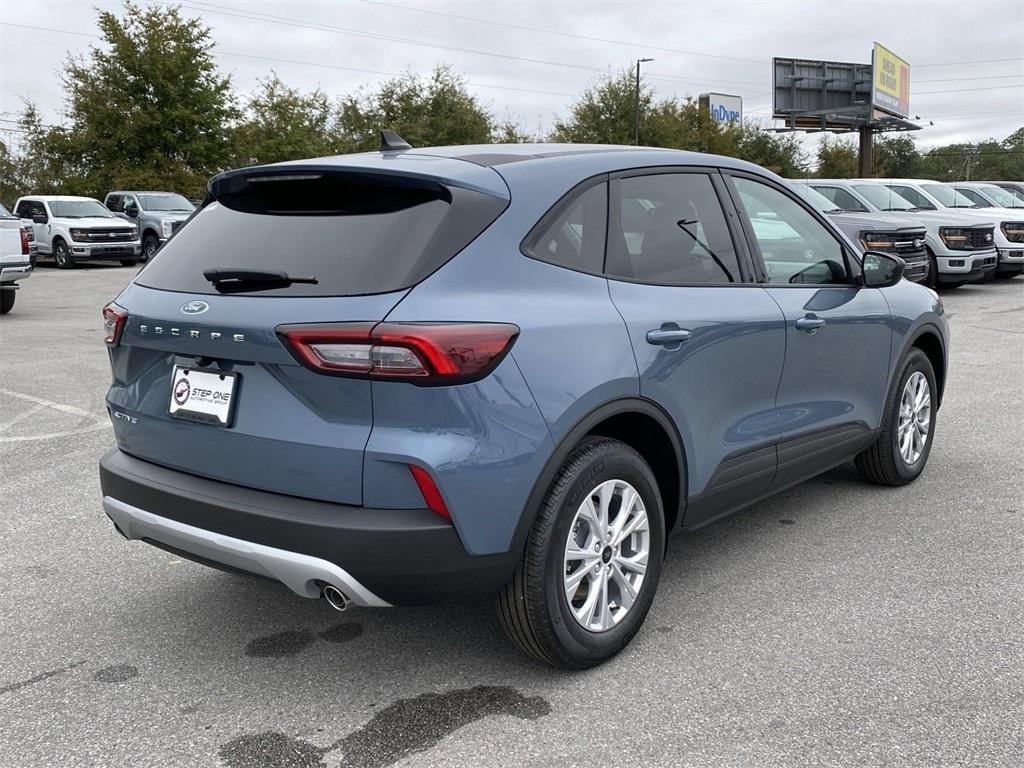 new 2025 Ford Escape car, priced at $27,645