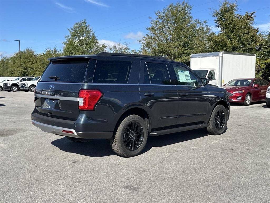 new 2024 Ford Expedition car, priced at $57,864