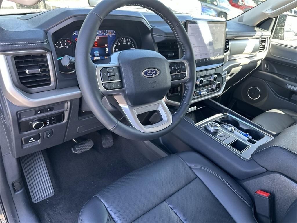 new 2024 Ford Expedition car, priced at $57,864