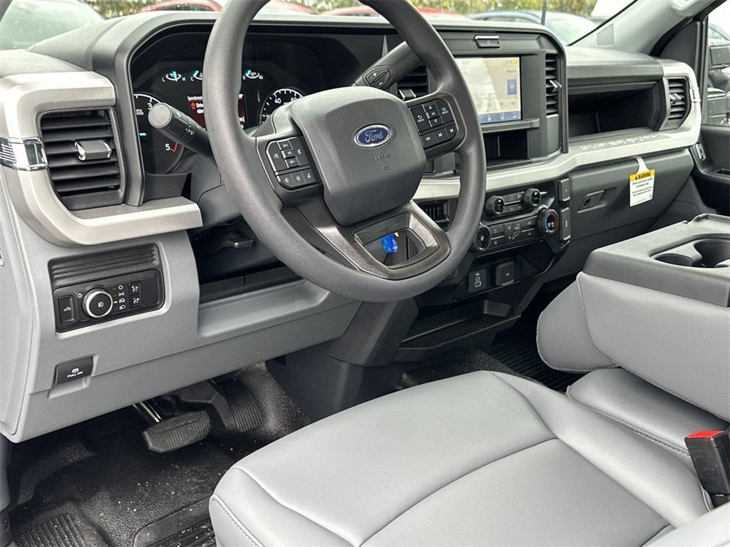 new 2025 Ford F-250 car, priced at $61,100