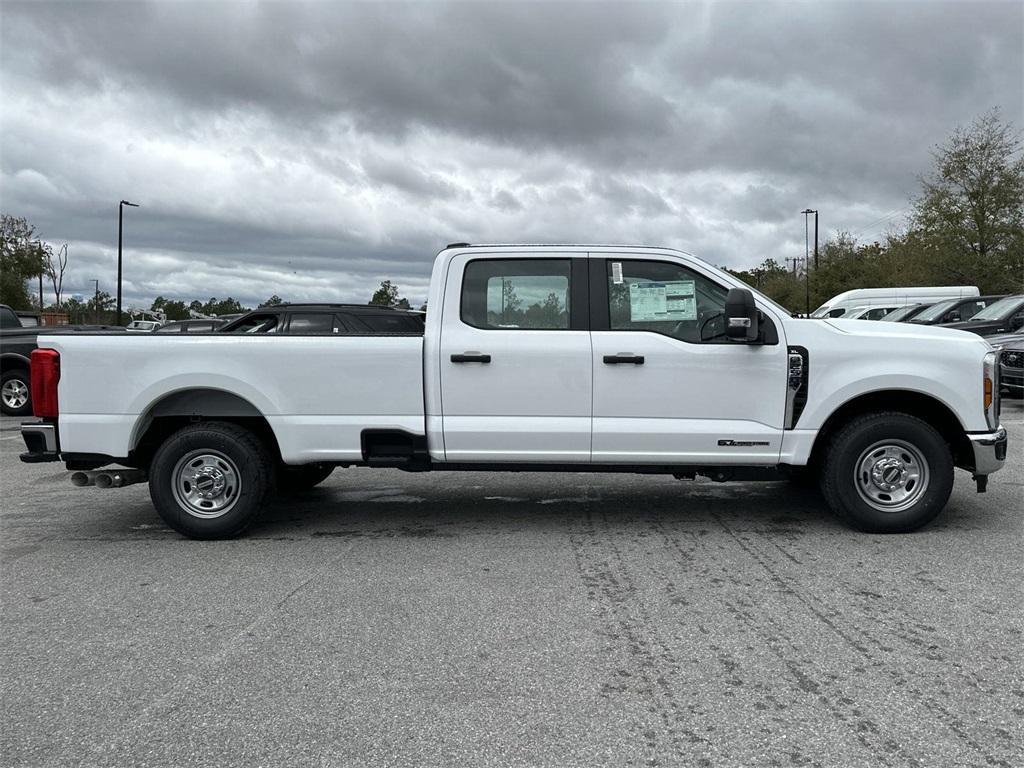 new 2025 Ford F-250 car, priced at $61,100