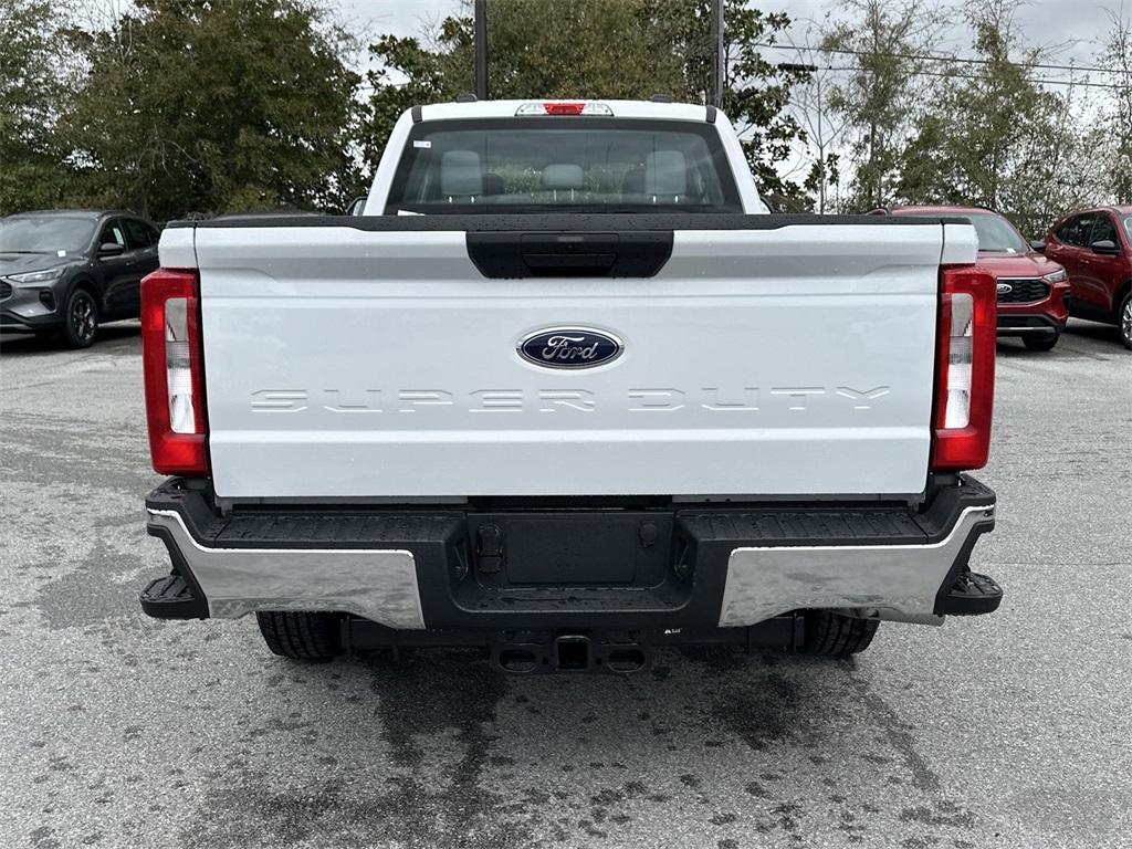 new 2025 Ford F-250 car, priced at $61,100