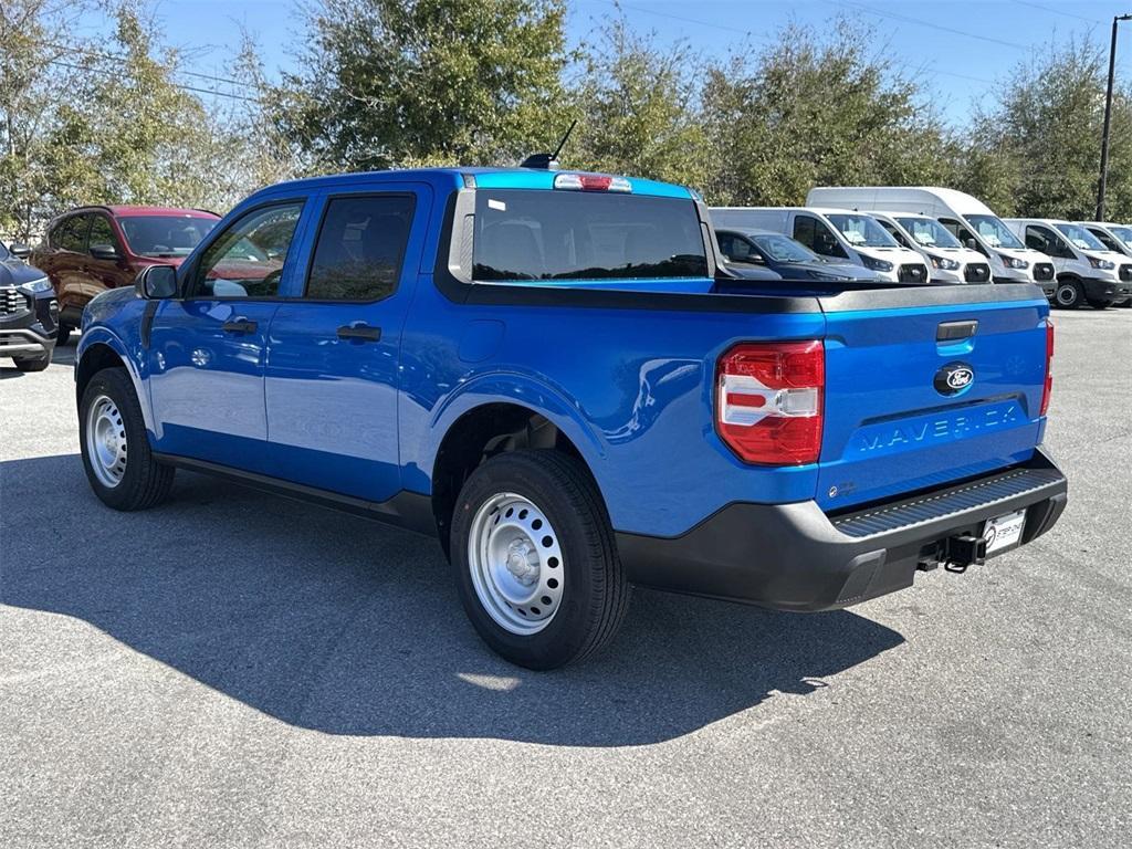 new 2025 Ford Maverick car