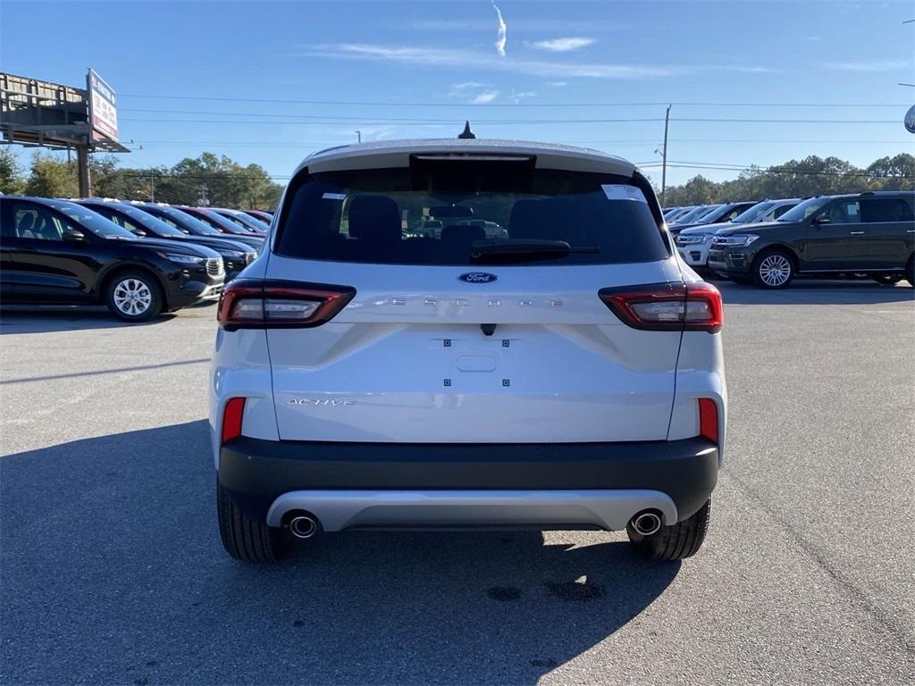 new 2025 Ford Escape car, priced at $27,645