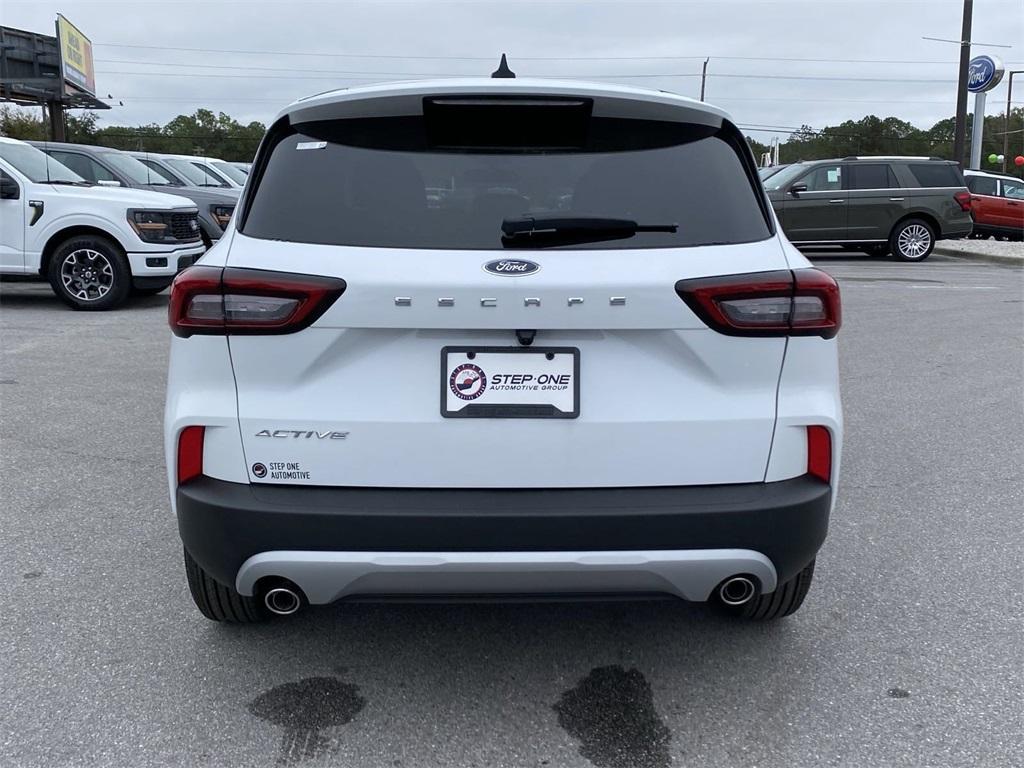 new 2025 Ford Escape car, priced at $27,645