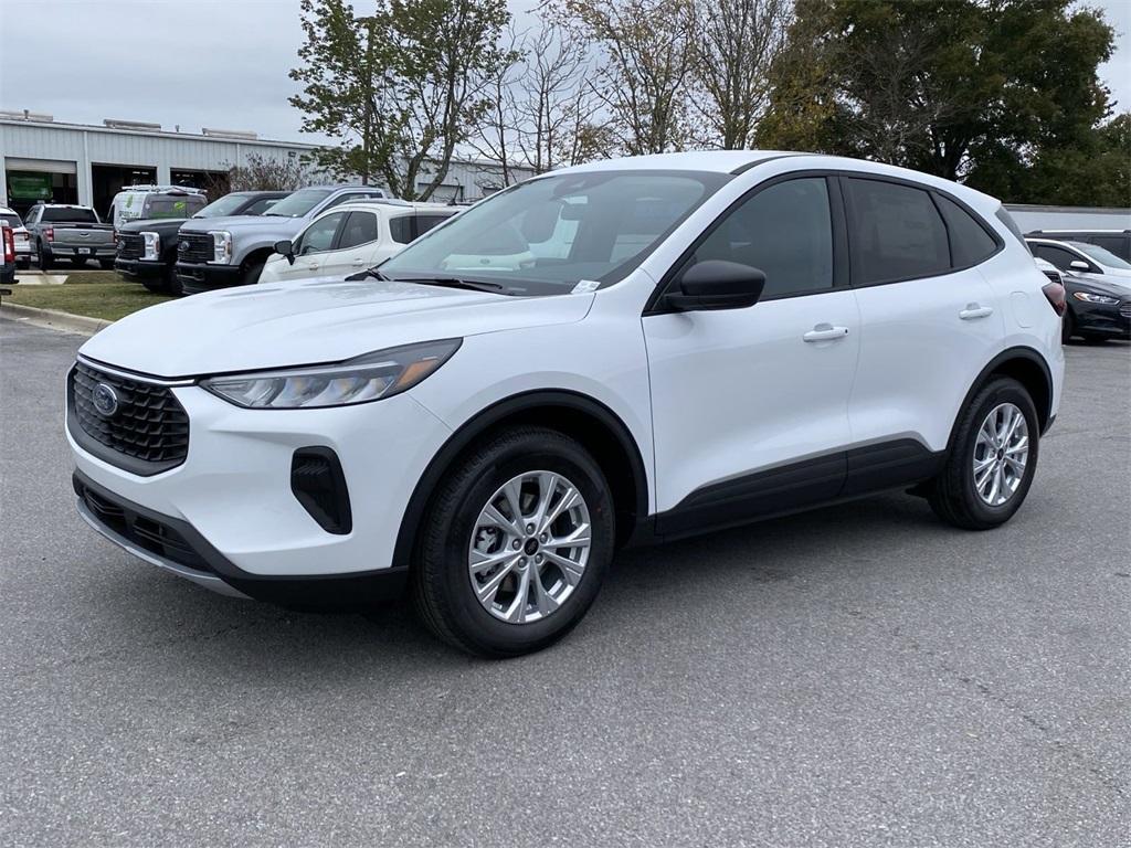 new 2025 Ford Escape car, priced at $27,645