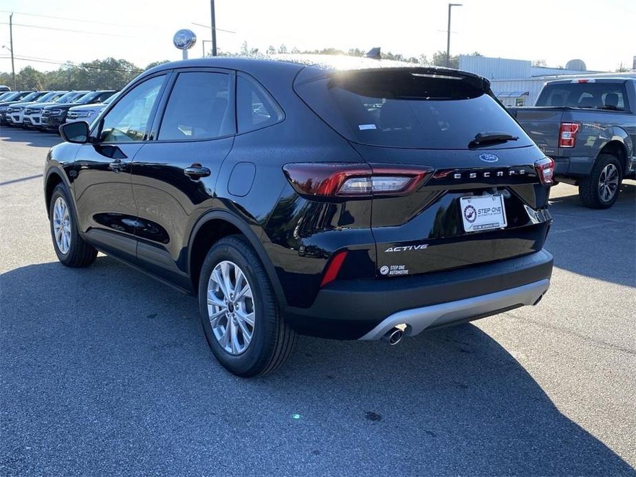 new 2025 Ford Escape car, priced at $28,645